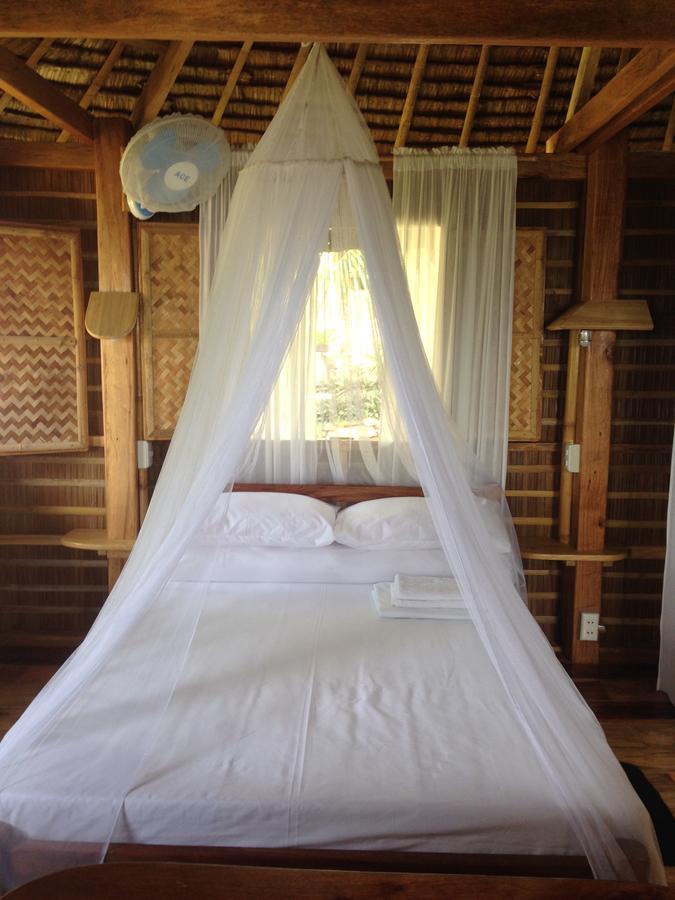 Tinaoog Beach Resort Alad Стая снимка